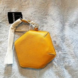 EVENING PURSE, LEATHER, HEXAGON SHAPE, ZIPPER ON 3 OF THE 6 PANELS, WRIST STRAP,